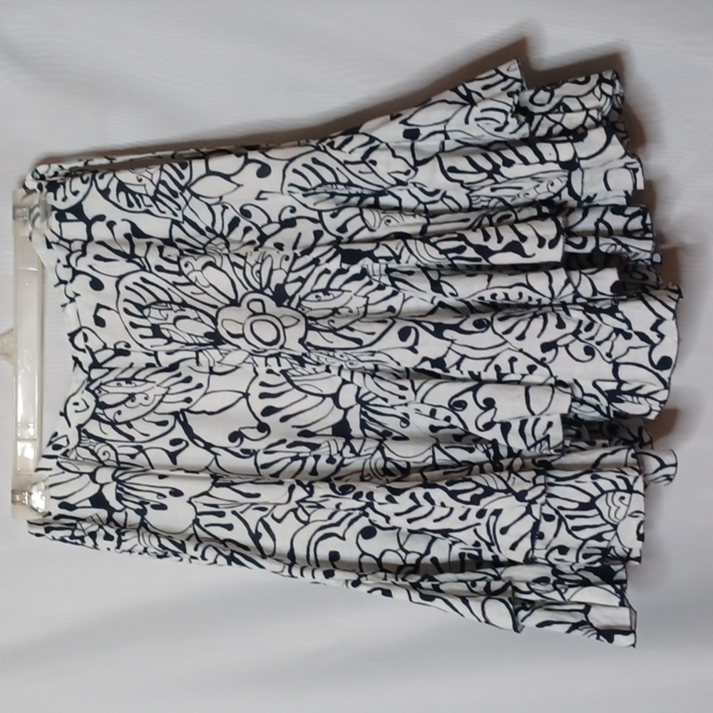 Lafayette 148 New York Black and White Abstract Design Tiered Skirt. 8